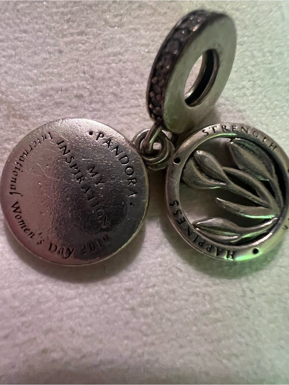 Pandora Tulip silver dangle Charm - Picture 7 of 7